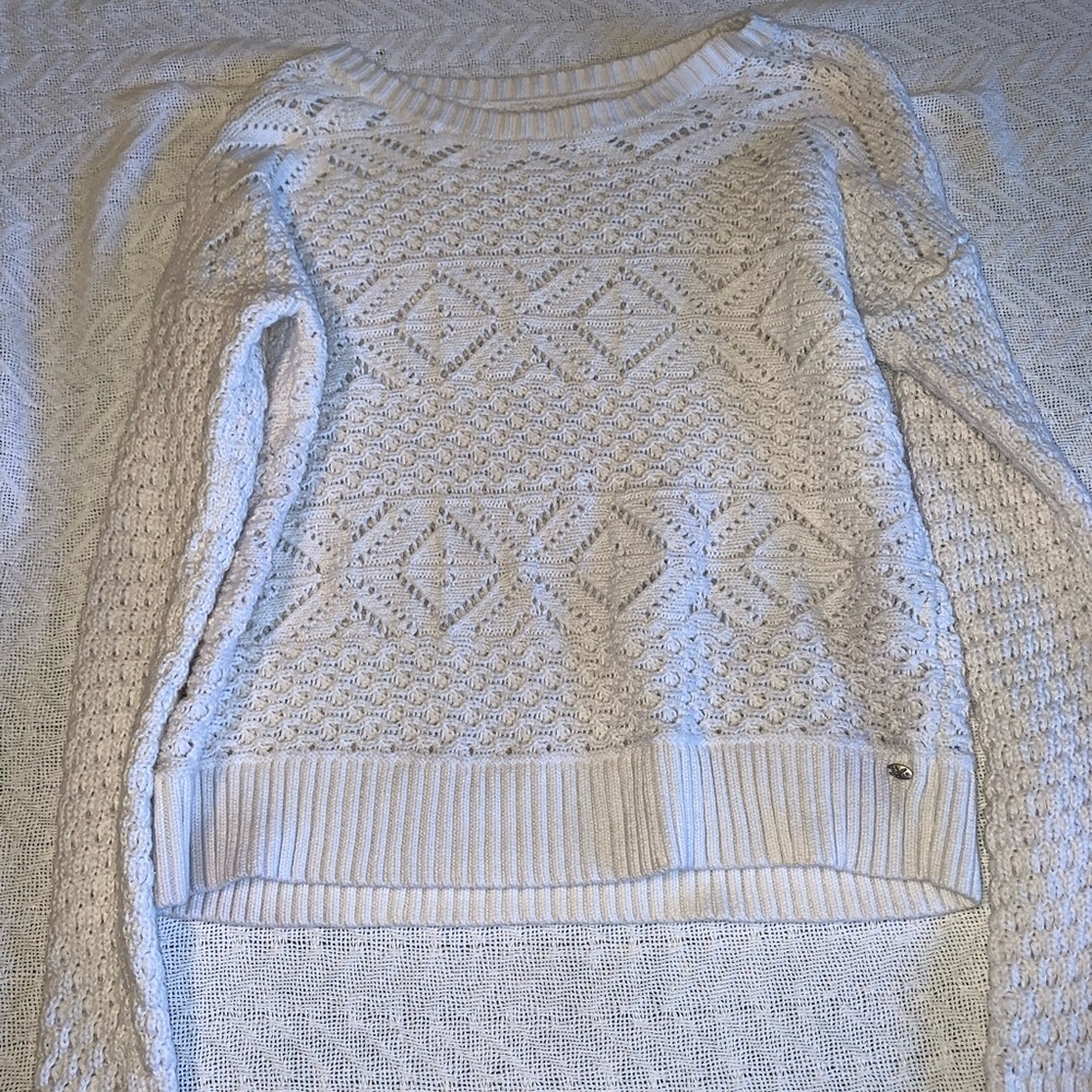 White knit sweater